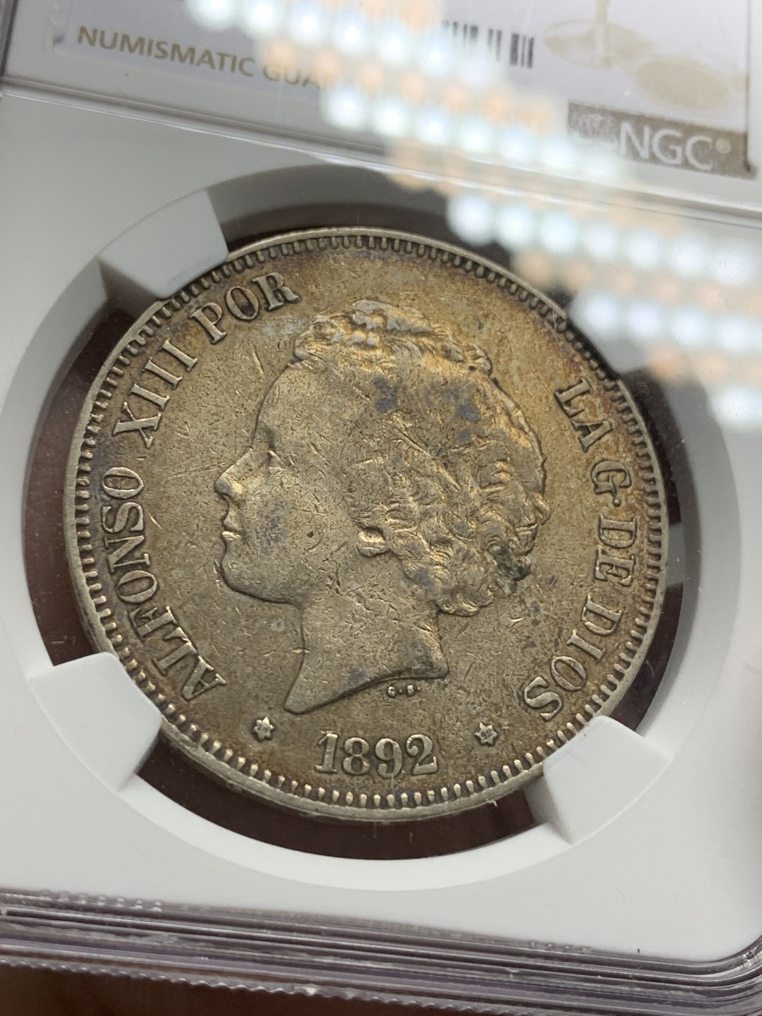 《竞宝斋》第107场-周日，周一 2场连拍（全场包邮） NGC XF 西班牙 1892年爆炸头 5比塞塔 银币 原味包浆