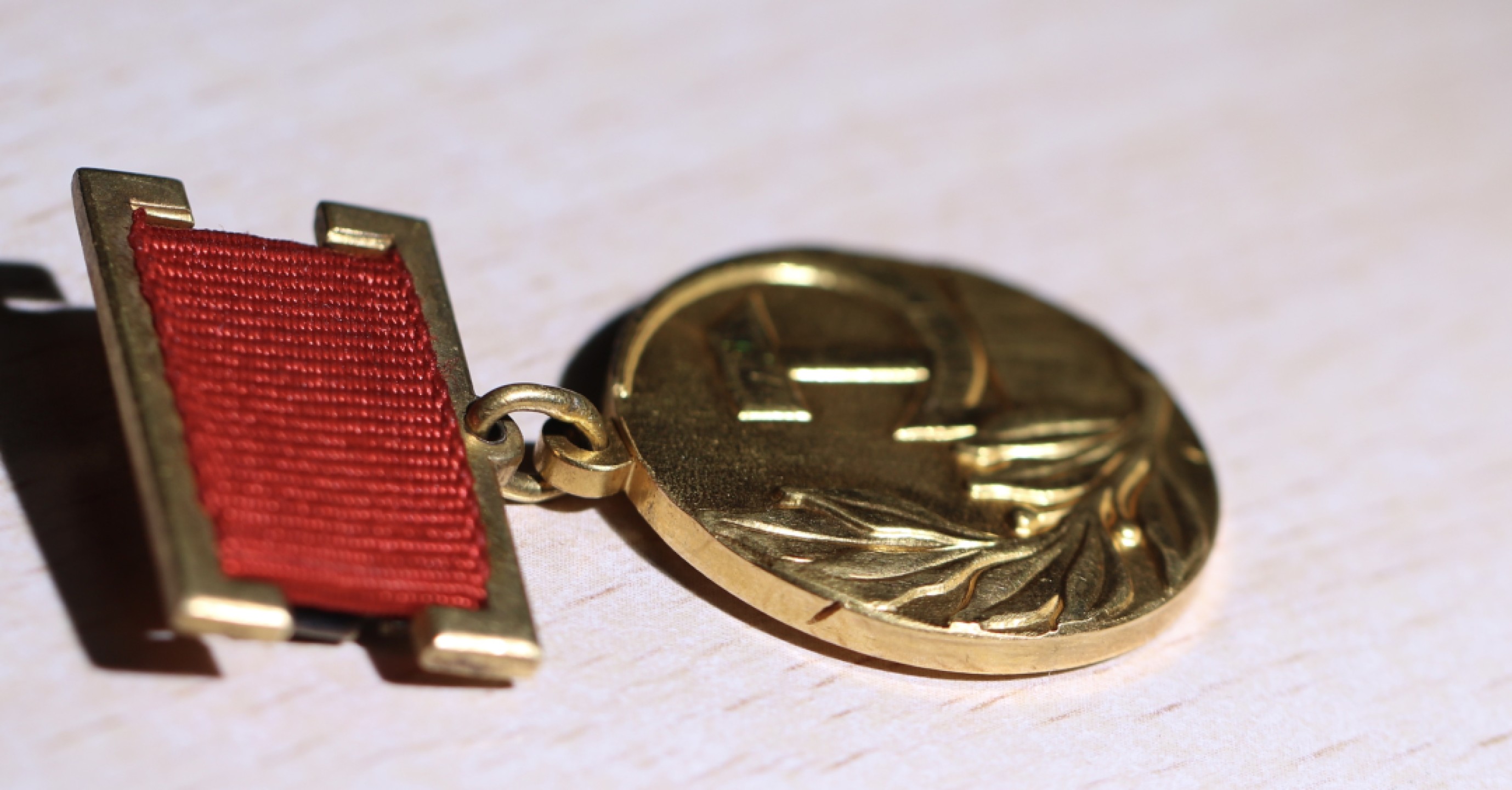 大猫徽章拍卖第205期 苏联国家奖金章 14K金