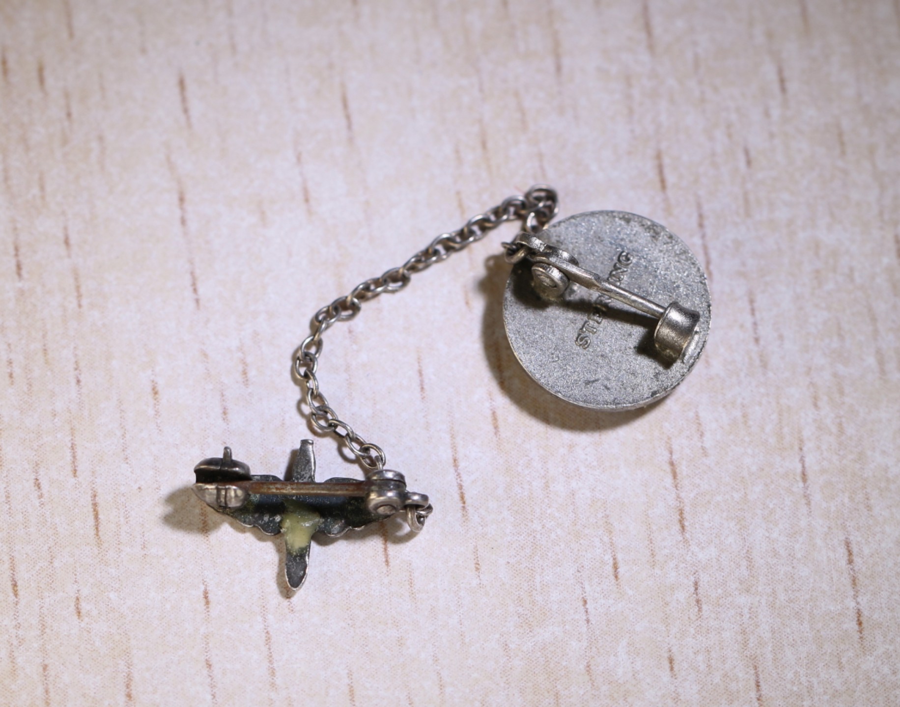 大猫徽章拍卖第205期 二战美国飞行员银质珐琅胸针 