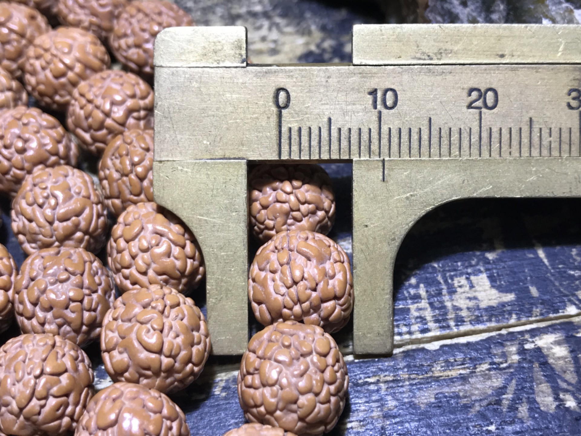 天然精美五瓣龙鳞纹小金刚！
