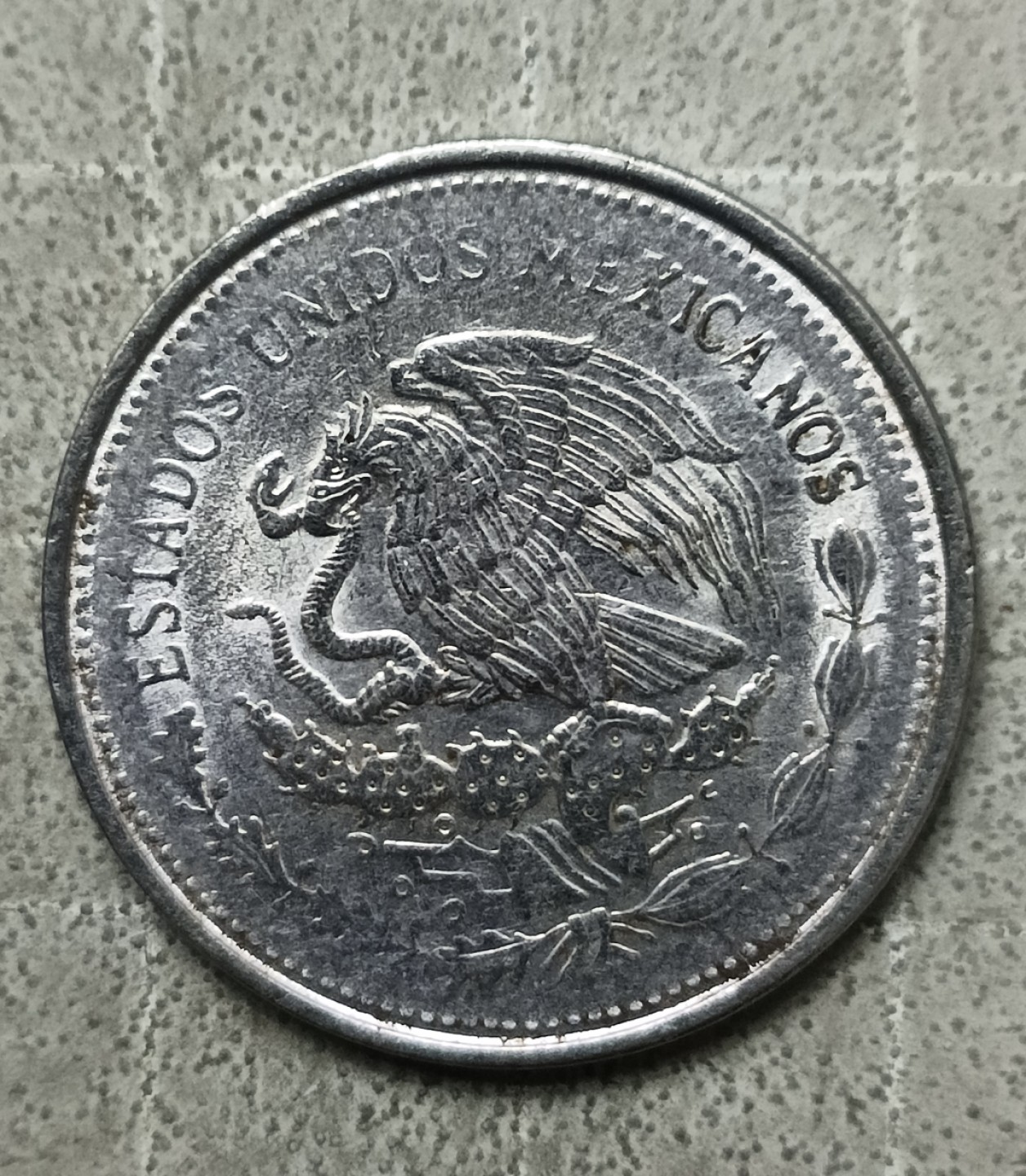 泡泡堂第122期  世界硬币专场（无押金，无佣金，捡漏，全场20包邮，偏远地区除外） 墨西哥一刀