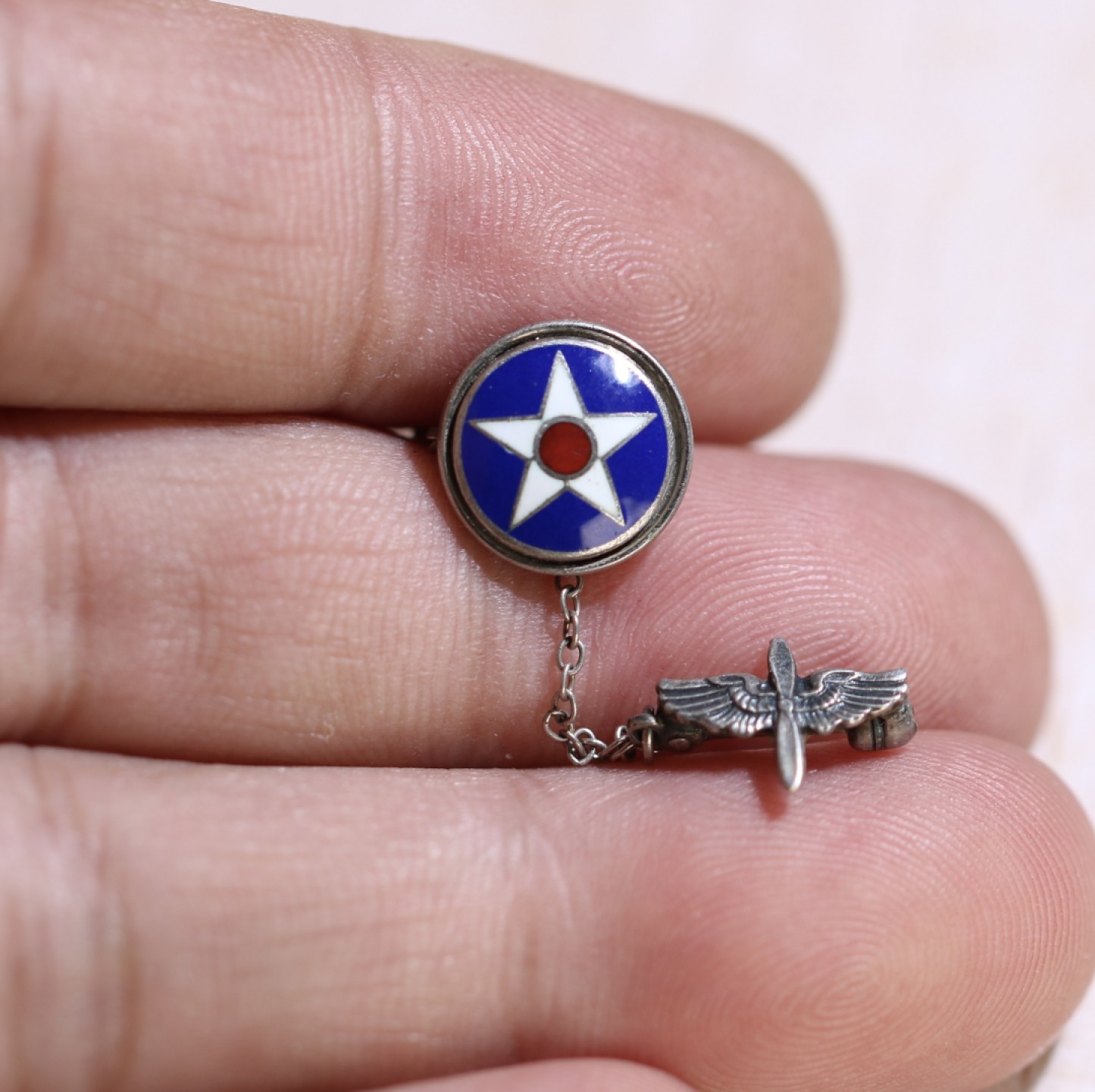 大猫徽章拍卖第205期 二战美国飞行员银质珐琅胸针 