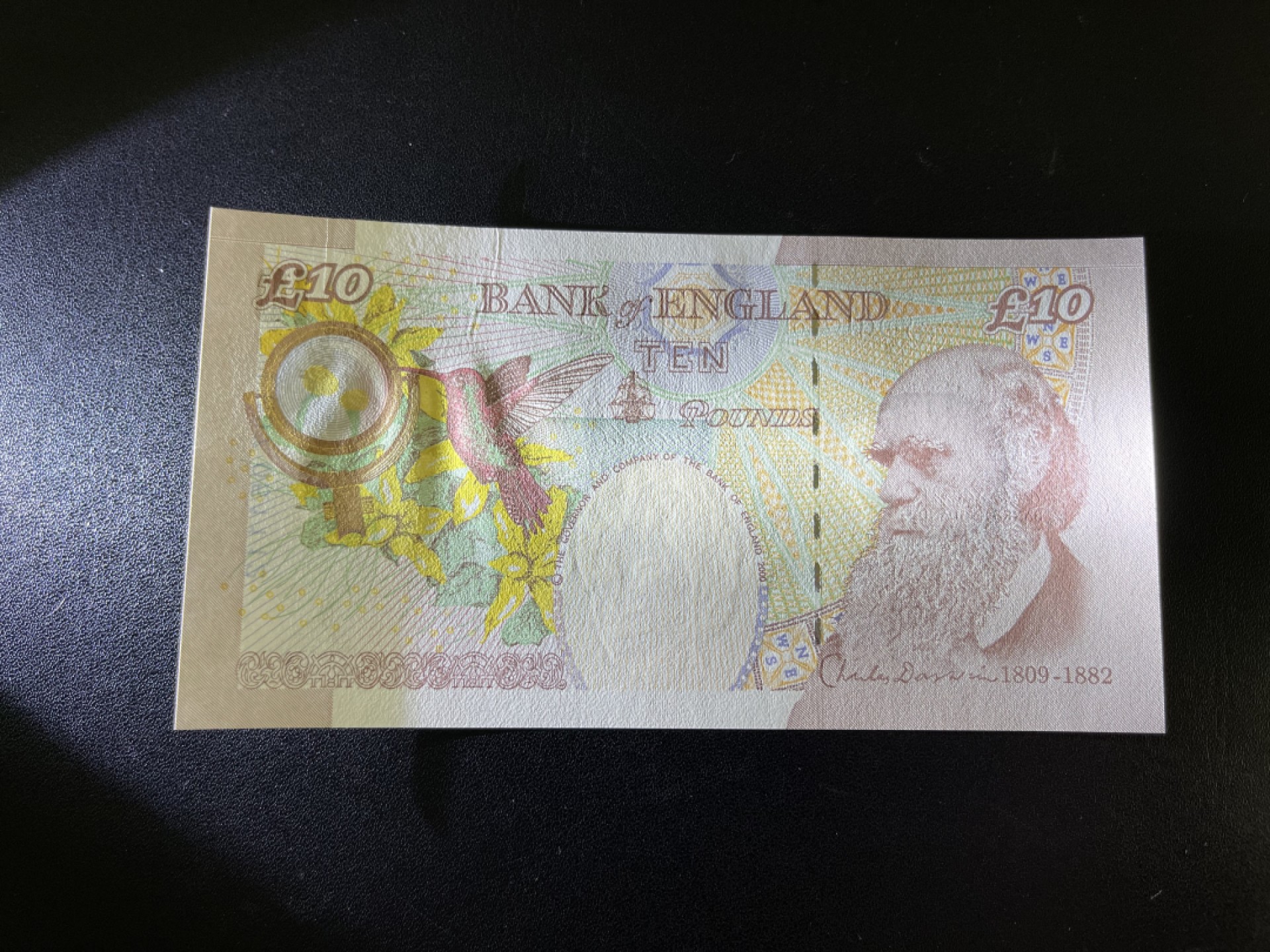 《外钞收藏家》第二百一十期 英国E序列10镑 靓号 全新UNC