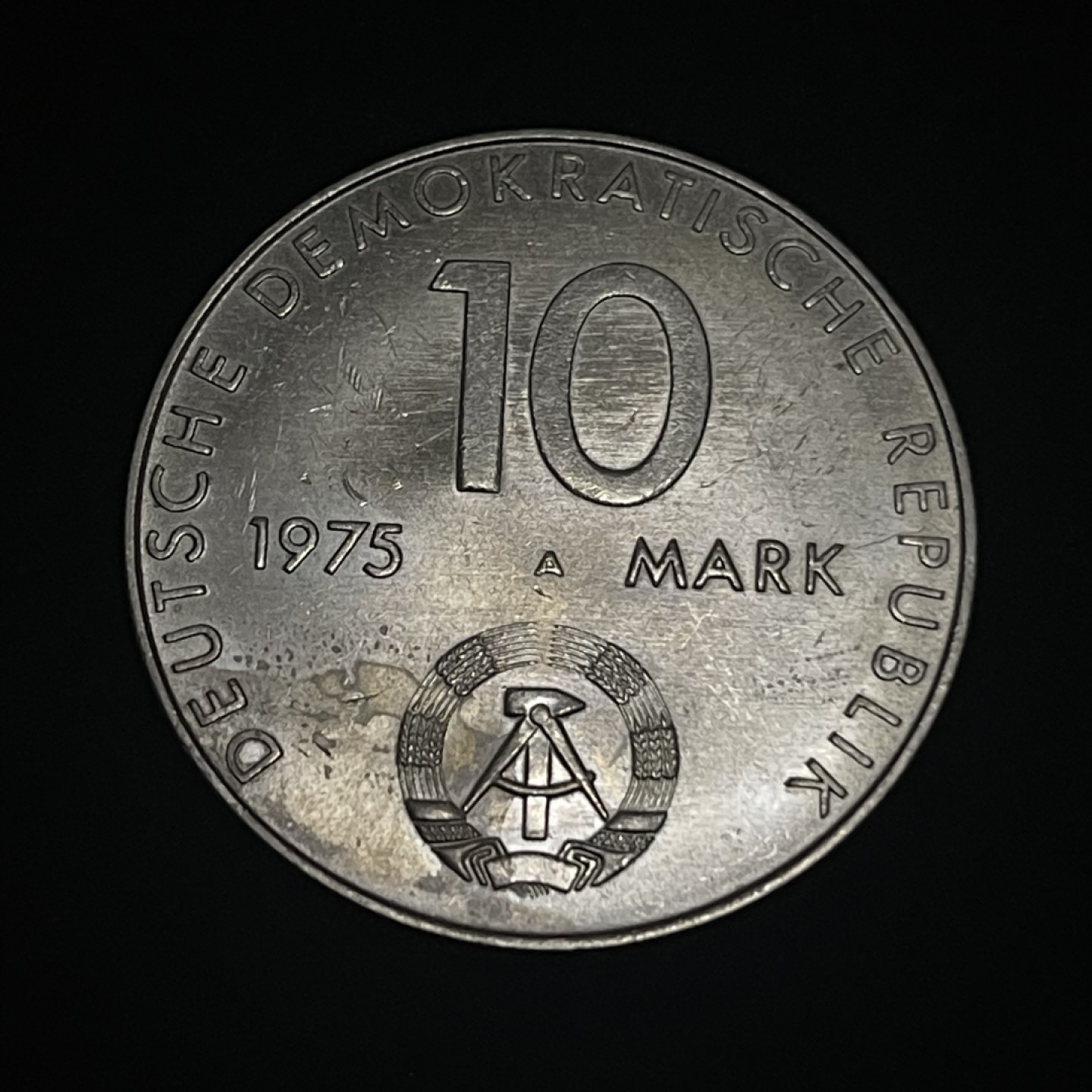 外国硬币0元起拍（11） 东德民主德国1975年10马克华沙条约纪念币