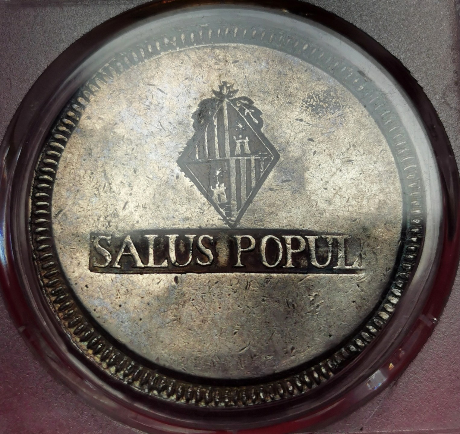 凡希社世界钱币微拍第二百十六期 荐！1821西班牙马略卡岛费七复辟加盖30OUS大银PCGS-AU53