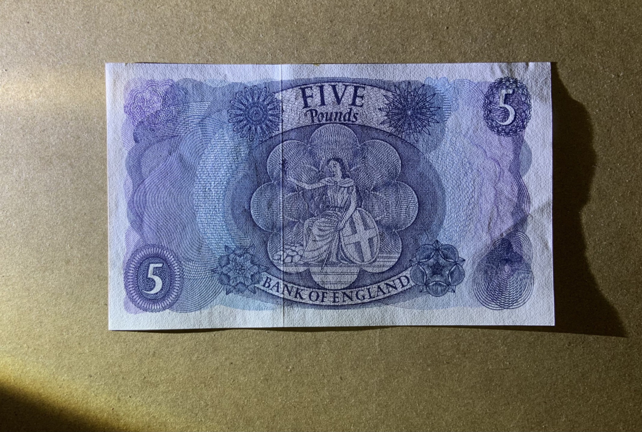 收藏联盟Quantum Auction 第200期拍卖  英国1966-70年5镑 品相UNC-