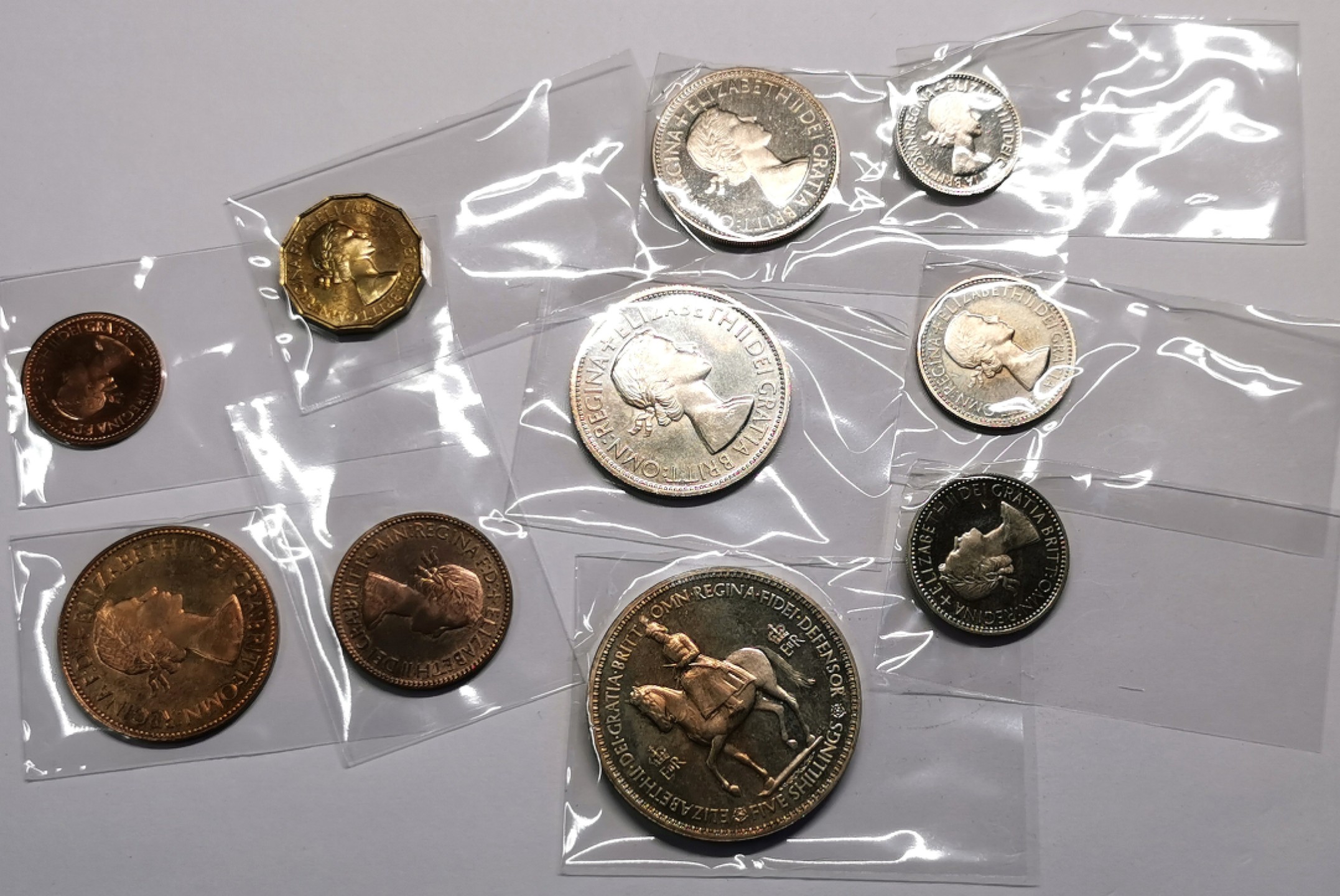 凡希社世界钱币微拍第二百十六期 1953英国伊丽莎白加冕精铸PS原盒品相极佳！