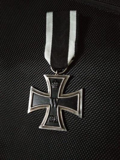 戎马世界章牌大赏（第13期） - 德国一战二铁（带标美品）