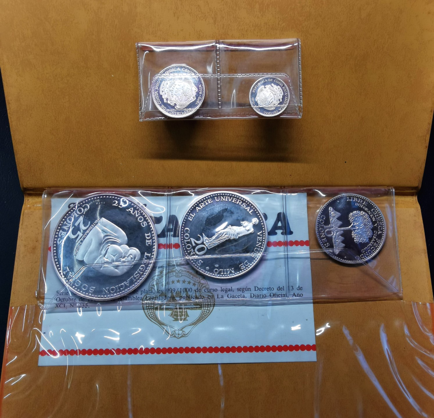 凡希社世界钱币微拍第二百十六期 1970哥斯达黎加精铸全银大钱包品相极佳！