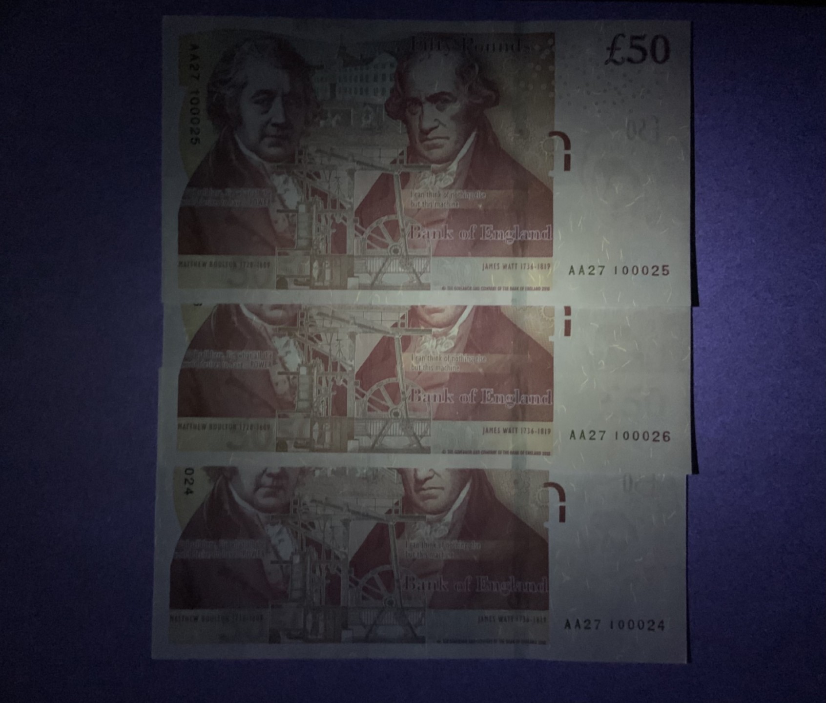 收藏联盟Quantum Auction 第200期拍卖  英国2010年50镑3连号 品相全新UNC AA冠且自带豹子号000 工程师瓦特(蒸汽机发明者)和其推广合作者博尔顿