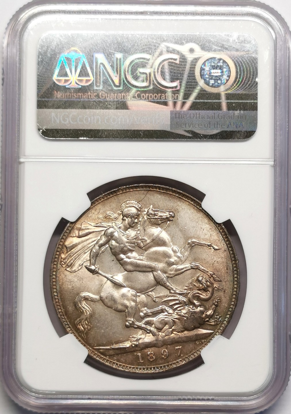 凡希社世界钱币微拍第二百十六期 1897英国老维批纱马剑NGC-MS61淡色金彩！