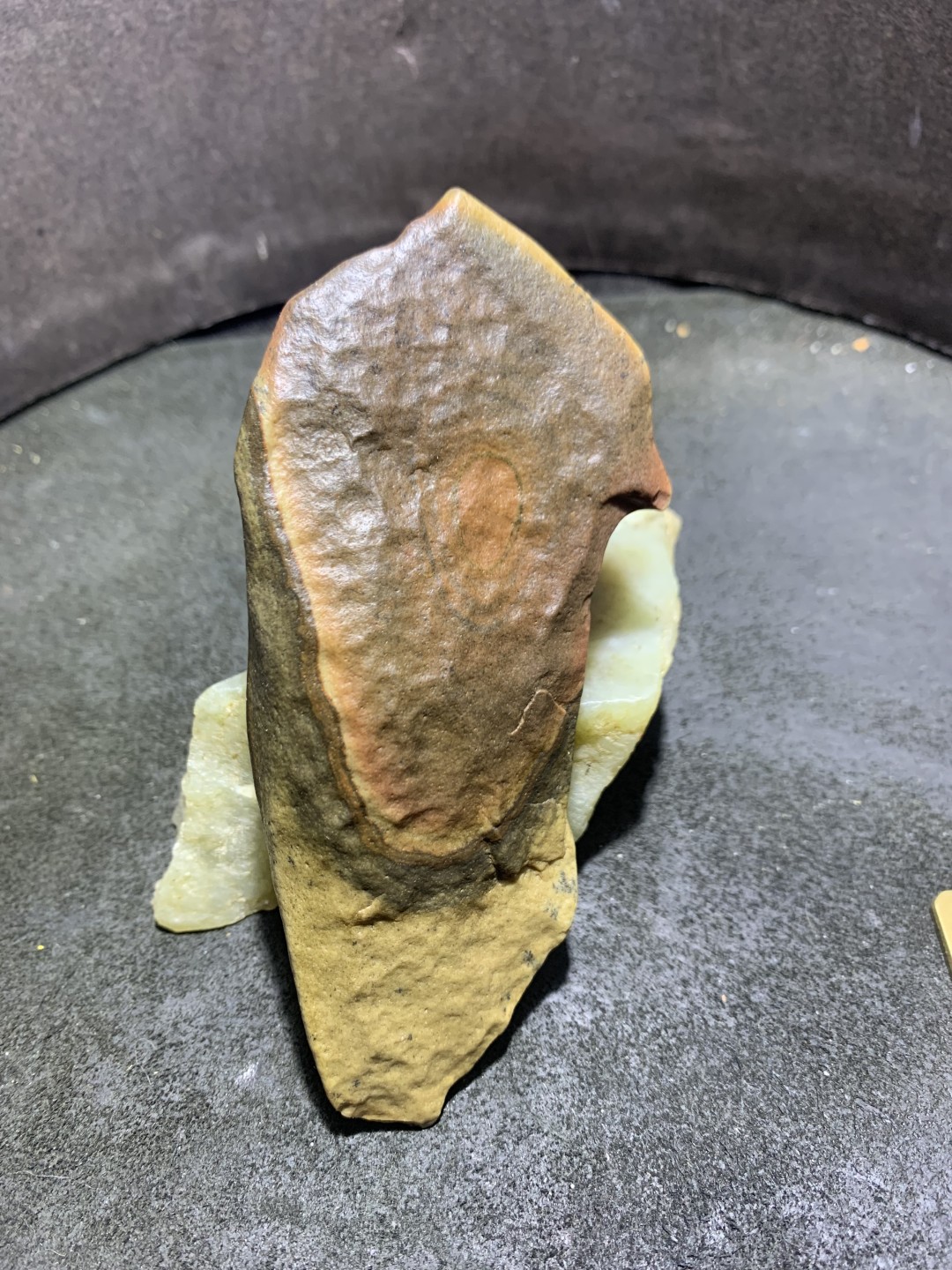 精美罕见新疆双天眼纹彩泥石原石把件（镇纸，摆件） 一块，