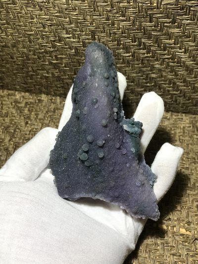 精美印尼满天星紫罗兰葡萄玛瑙大原石一个， - 精美印尼满天星紫罗兰葡萄玛瑙大原石一个，