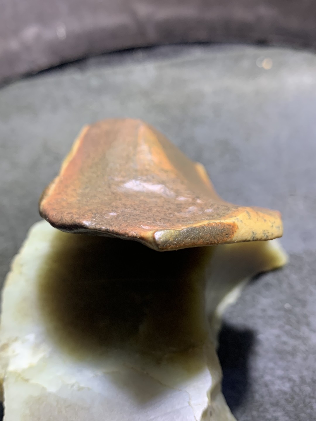 精美罕见新疆双天眼纹彩泥石原石把件（镇纸，摆件） 一块，