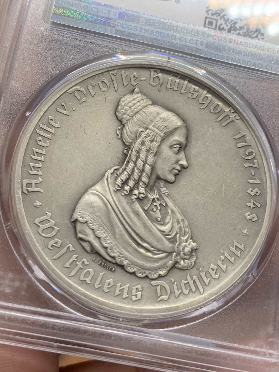 《竞宝斋》第108场-周日，周一 ，周四3场连拍（全场包邮） PCGS AU58 德国威斯特法伦马币双面人像章少见，马币24枚套中唯一一枚章