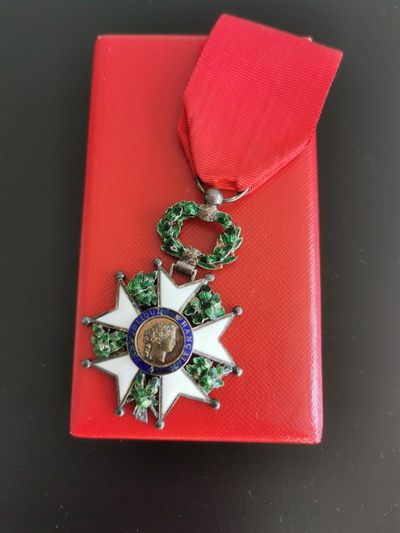 盛世勋华——号角文化勋章专场拍卖第57期 - 法国骑士级荣誉军团勋章 银制 定制宽边版本 带原盒