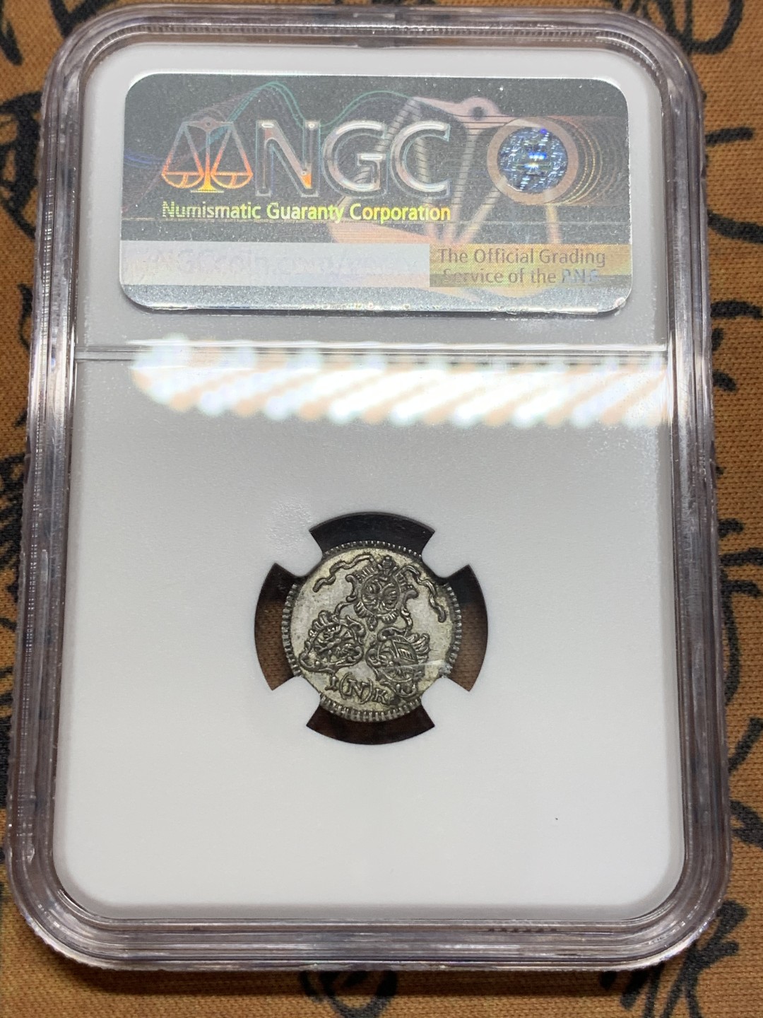 《竞宝斋》第108场-周日，周一 ，周四3场连拍（全场包邮） NGC-MS61 德国 1773年 纽伦堡景观1克鲁泽银币 状态好 细节到位 城市景观精美