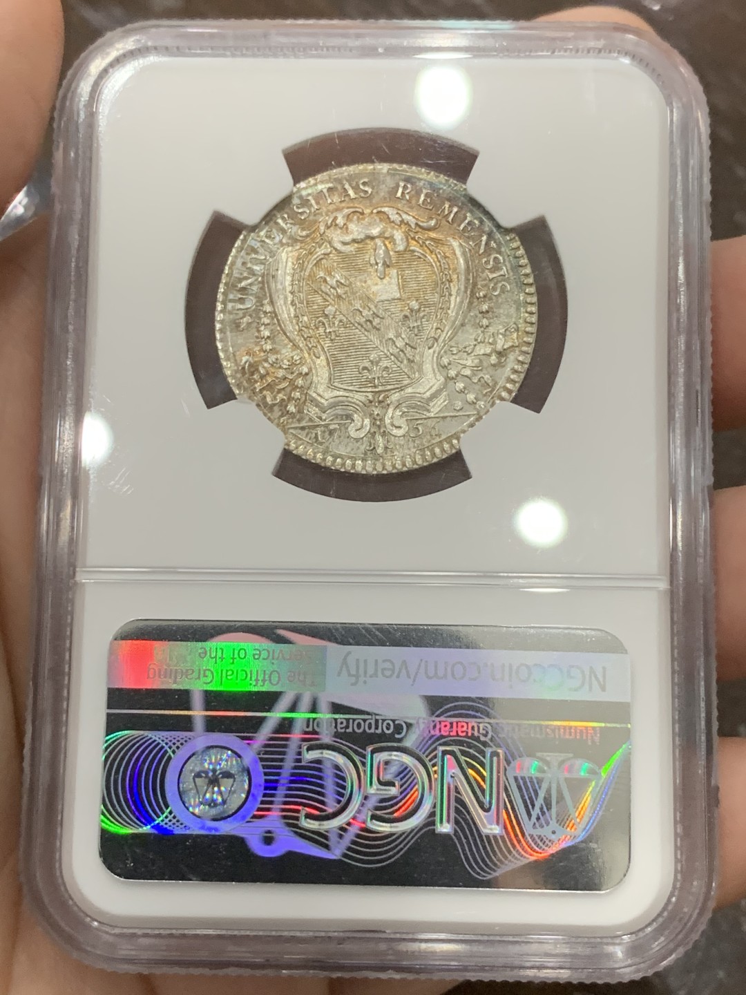 《竞宝斋》第108场-周日，周一 ，周四3场连拍（全场包邮） NGC-MS65 1756年法国兰斯大学代币 转光带彩，高分银质代币