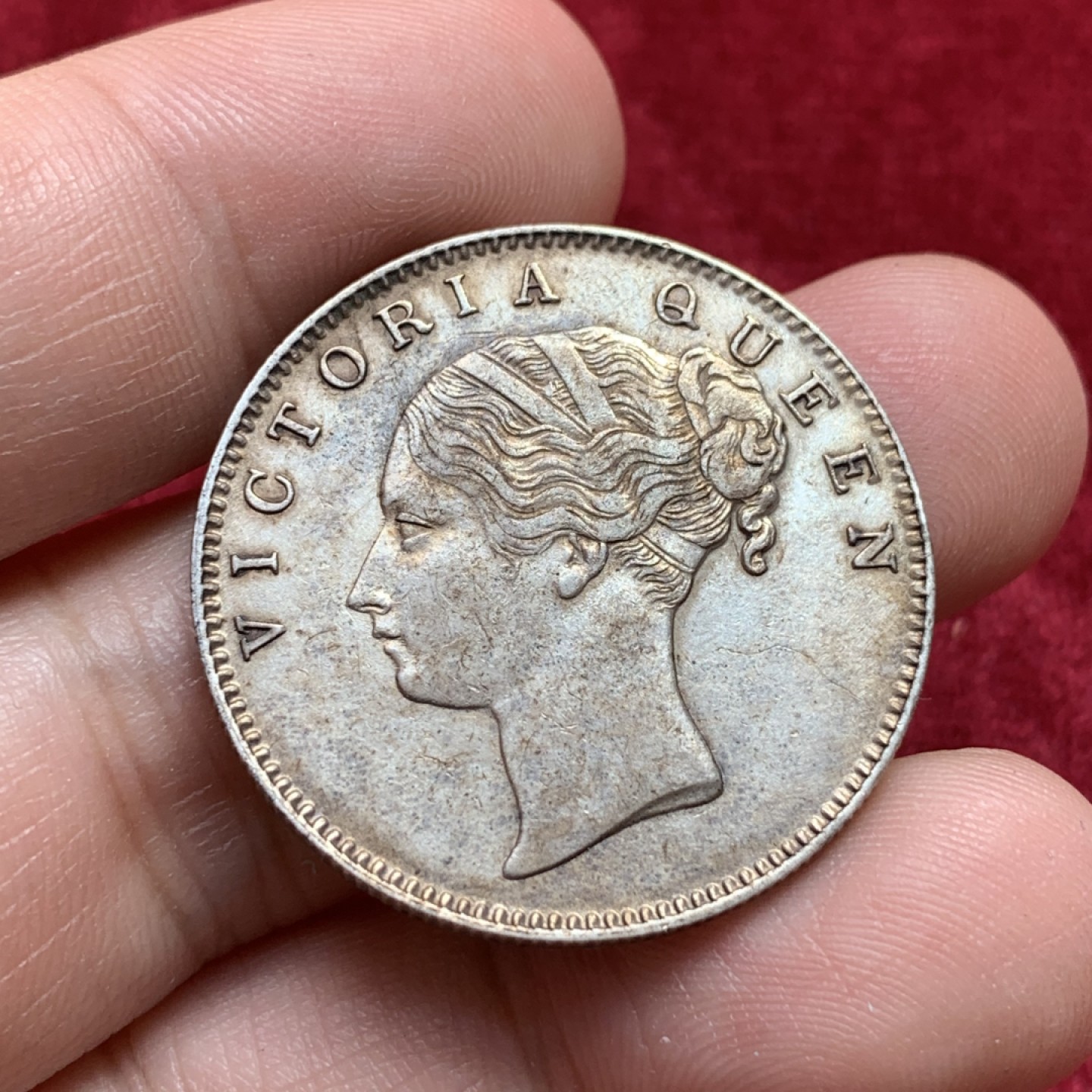 《竞宝斋》第108场-周日，周一 ，周四3场连拍（全场包邮） 1840年英属印度维多利亚卢比 单辫版好品相难得！