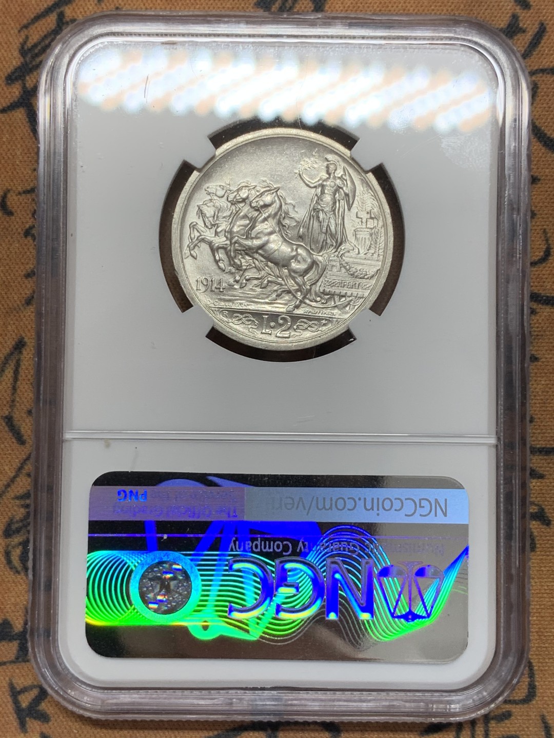 《竞宝斋》第108场-周日，周一 ，周四3场连拍（全场包邮） NGC MS61 1914R 意大利2里拉马车银币 状态好于分数不少