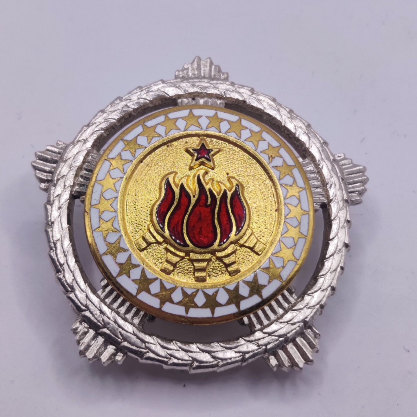 全场0元起拍 第八期 咸鱼国勋章拍卖专场 10月26日下午6：00开始 南斯拉夫二级友谊勋章 银制带标