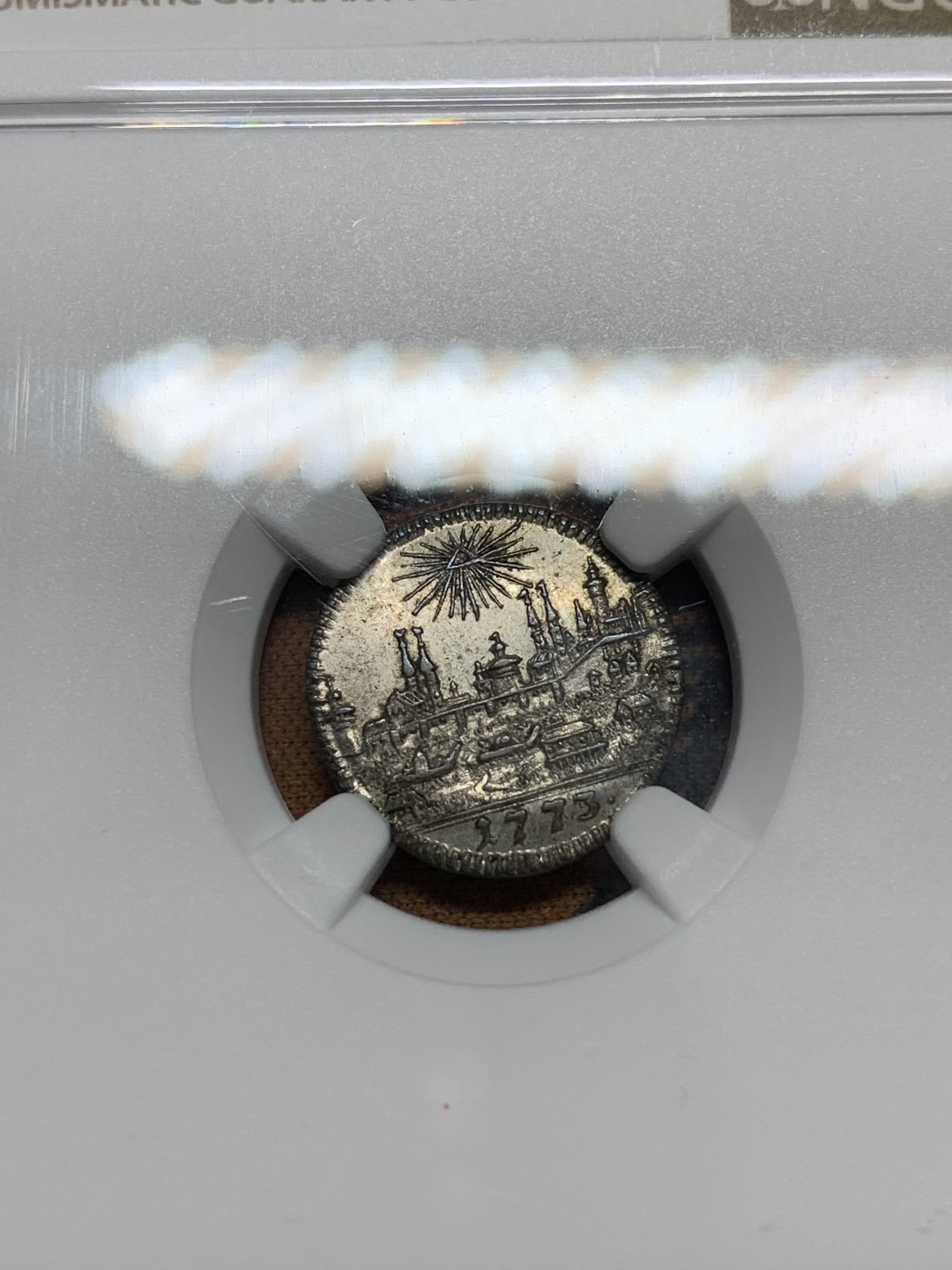 《竞宝斋》第108场-周日，周一 ，周四3场连拍（全场包邮） NGC-MS61 德国 1773年 纽伦堡景观1克鲁泽银币 状态好 细节到位 城市景观精美