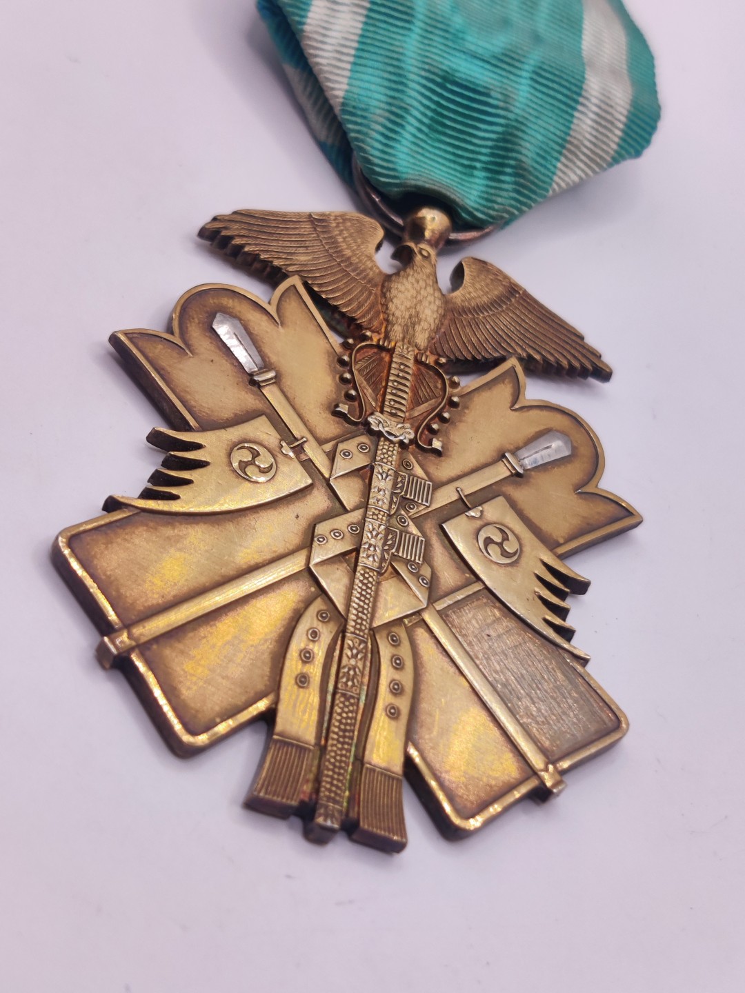 全场0元起拍 第八期 咸鱼国勋章拍卖专场 10月26日下午6：00开始 牢记历史勿忘国耻 日本六级金鸱章