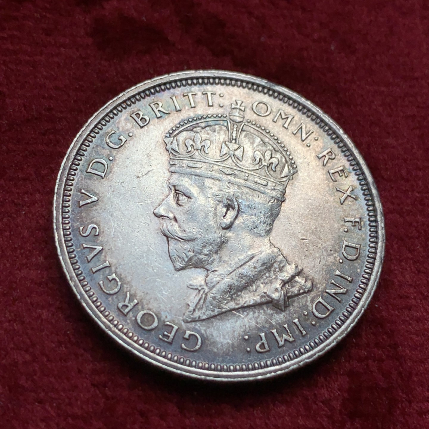 《竞宝斋》第108场-周日，周一 ，周四3场连拍（全场包邮） 1927年 乔治五世 澳大利亚1弗洛林银币，国会大厦纪念 单年版本，细节丰富 五彩包浆 带转光