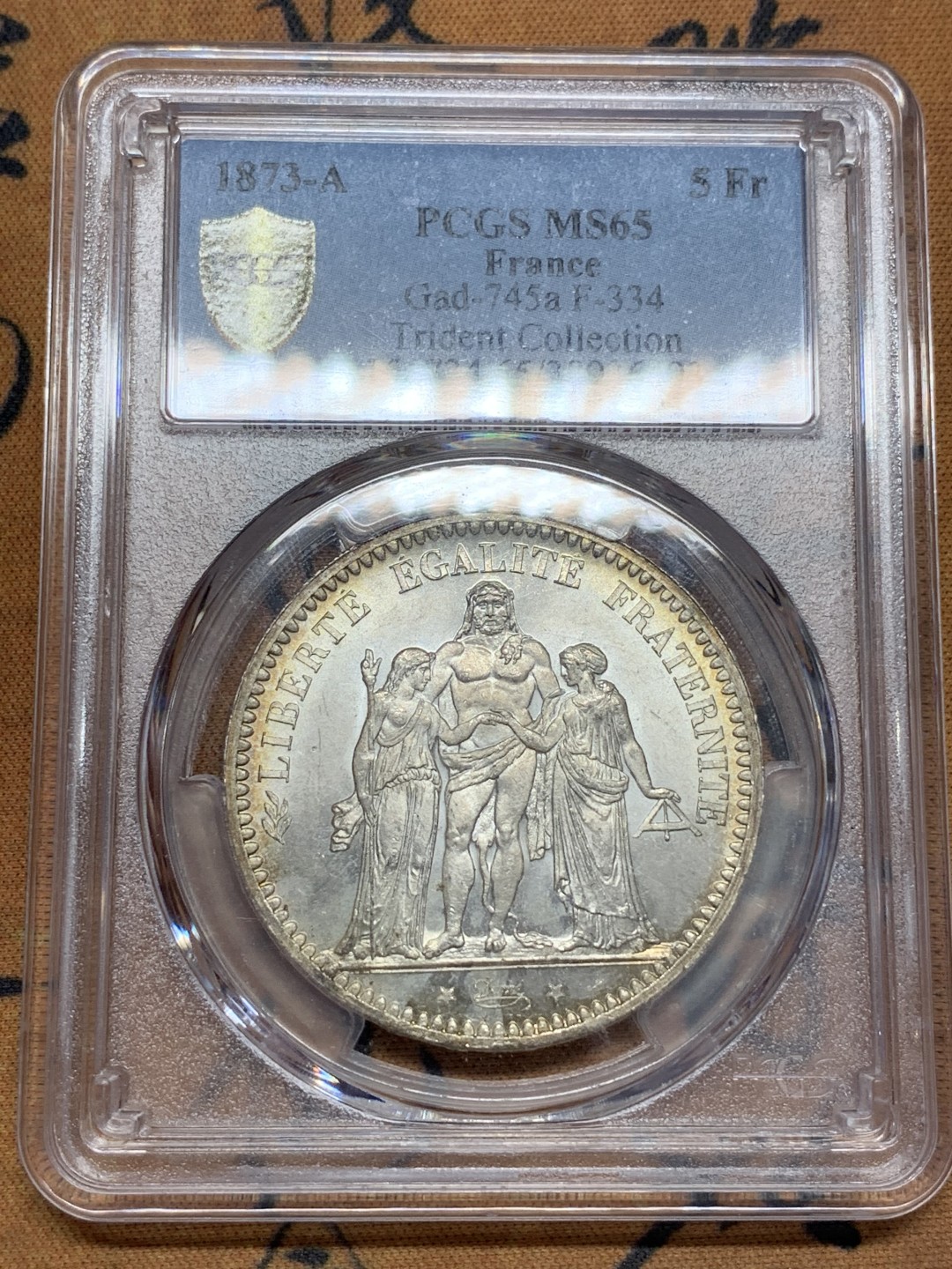 《竞宝斋》第108场-周日，周一 ，周四3场连拍（全场包邮） PCGS MS65 法国 1873年 大力神 5法郎 银币 惊人状态 淡彩包浆 仿佛产于昨日 难得