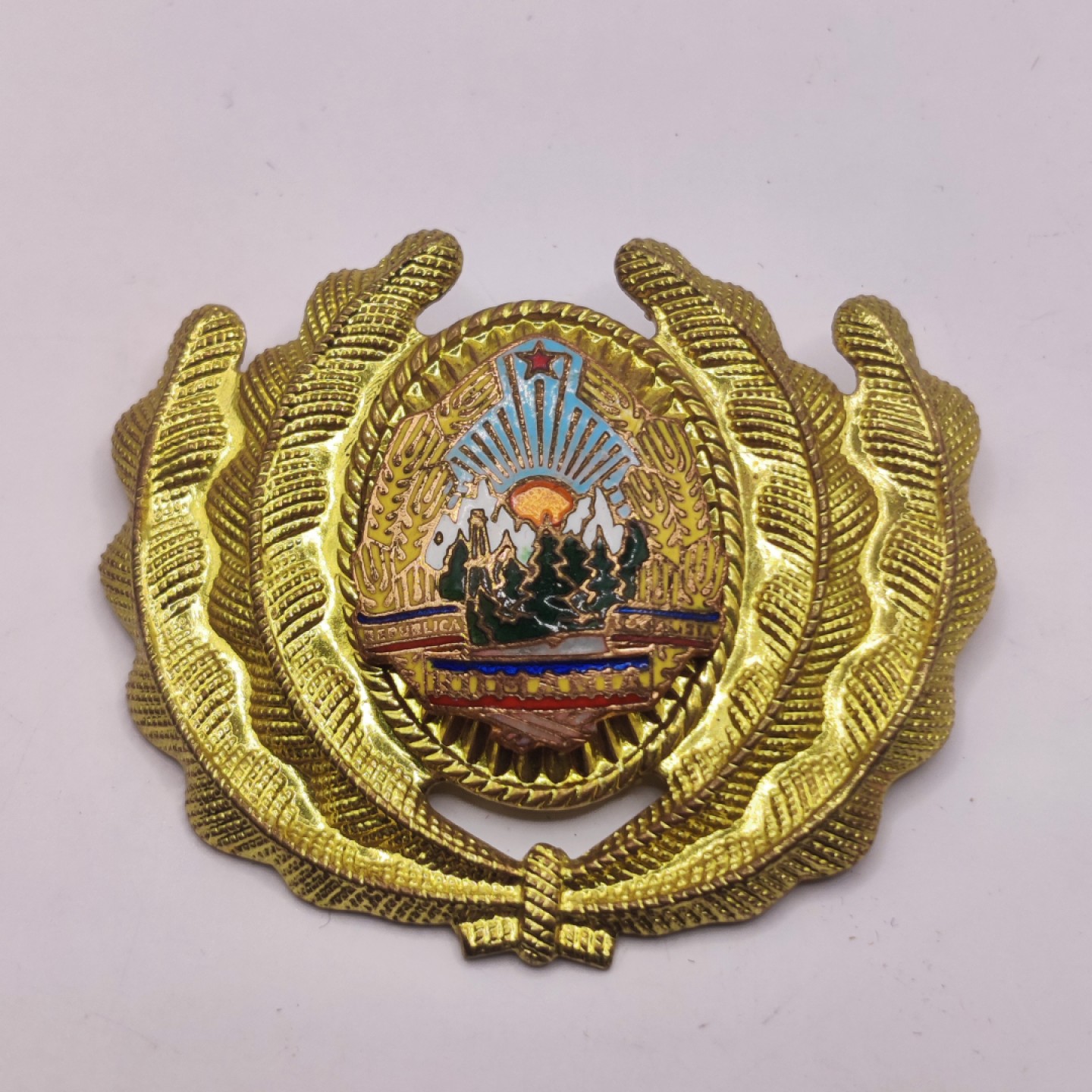 全场0元起拍 第八期 咸鱼国勋章拍卖专场 10月26日下午6：00开始 罗马尼亚陆军珐琅帽徽