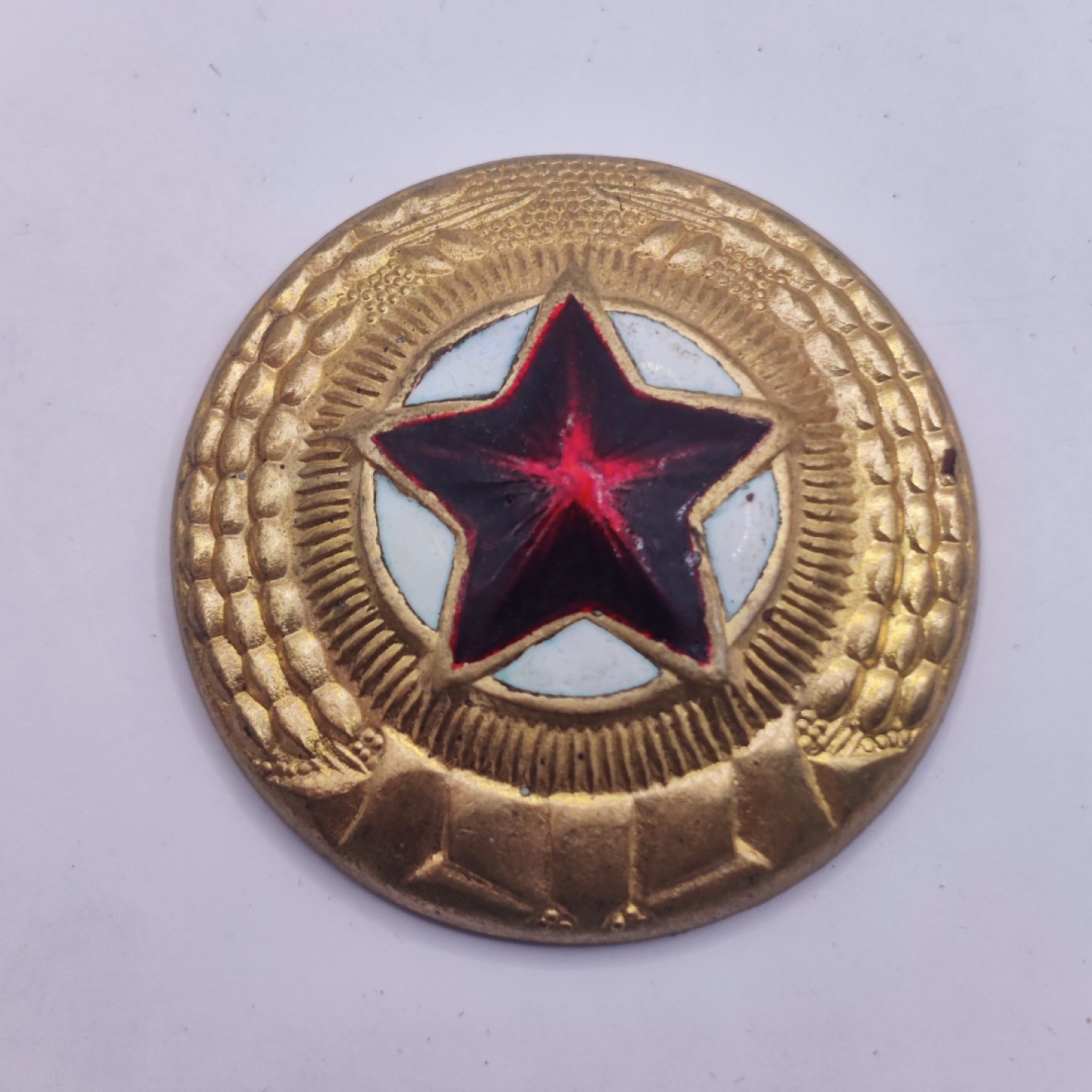 全场0元起拍 第八期 咸鱼国勋章拍卖专场 10月26日下午6：00开始 朝鲜铜制帽徽