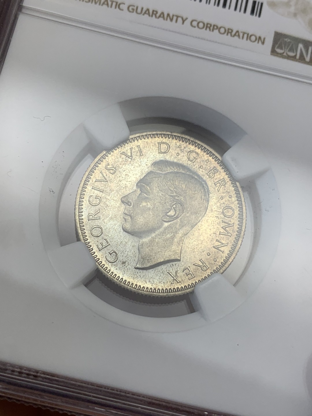 《竞宝斋》第108场-周日，周一 ，周四3场连拍（全场包邮） NGC-PF62  英国  1937  1先令  乔六登基 精制币 带包浆难得