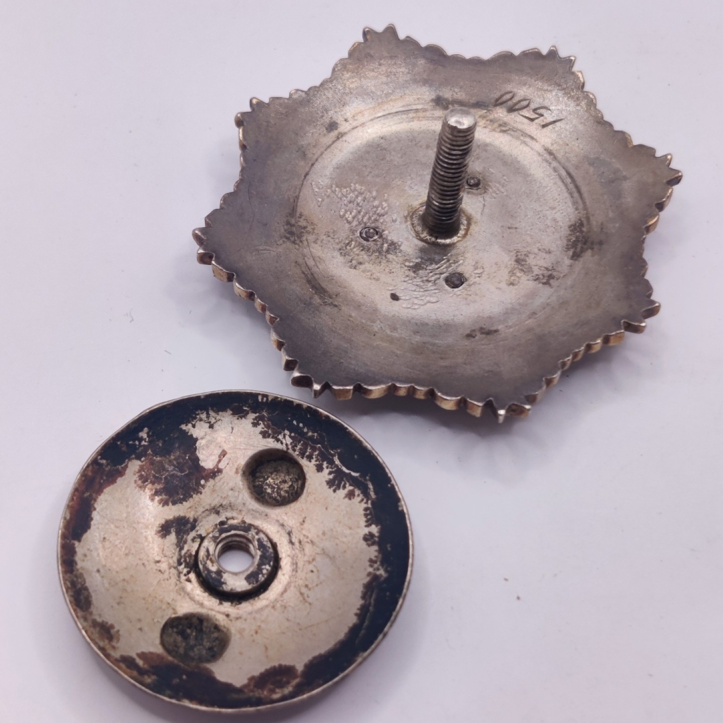 全场0元起拍 第八期 咸鱼国勋章拍卖专场 10月26日下午6：00开始 转轮版 蒙古劳动红旗勋章 银制珐琅 1500号