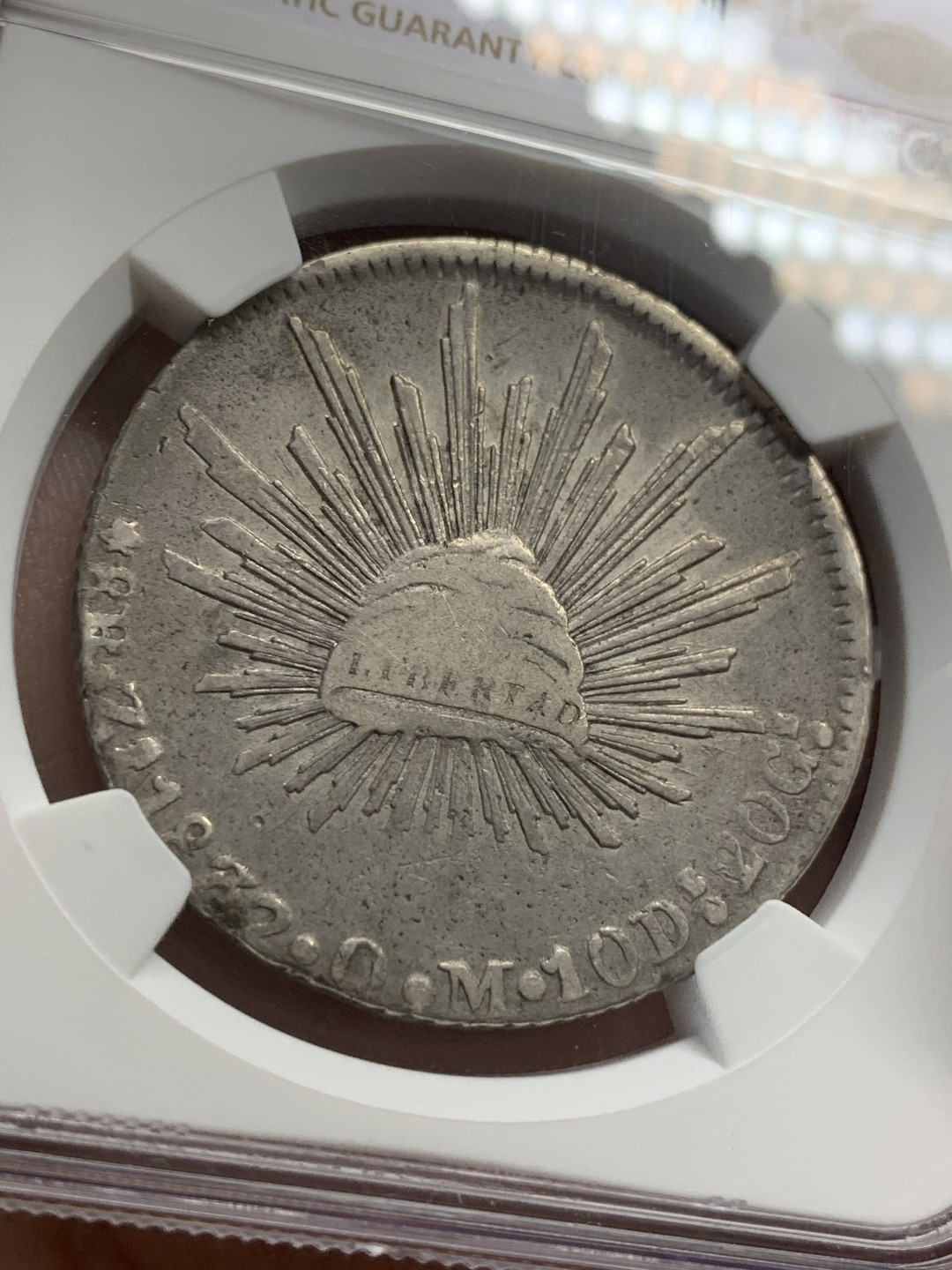 《竞宝斋》第108场-周日，周一 ，周四3场连拍（全场包邮） NGC VF 墨西哥 1832/1年 骑字版 早期 鹰洋银币 原味包浆 状态还不错