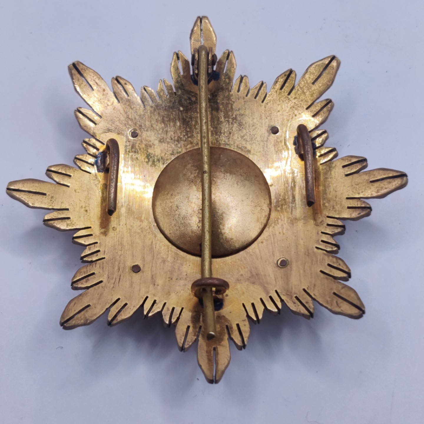 全场0元起拍 第八期 咸鱼国勋章拍卖专场 10月26日下午6：00开始 西班牙军功十字星芒章 红珐琅版 授予战功或英勇行为