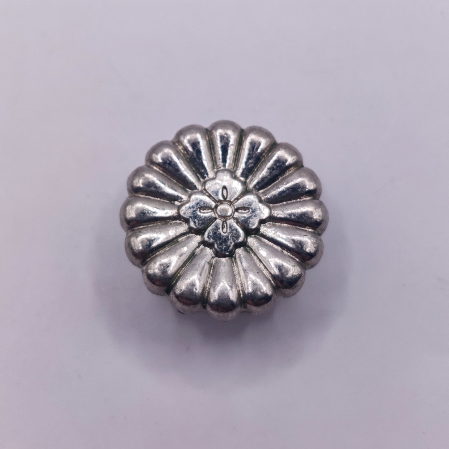 全场0元起拍 第八期 咸鱼国勋章拍卖专场 10月26日下午6：00开始 日本皇室菊花纹样式伊势神宫奉赞会特别会员章