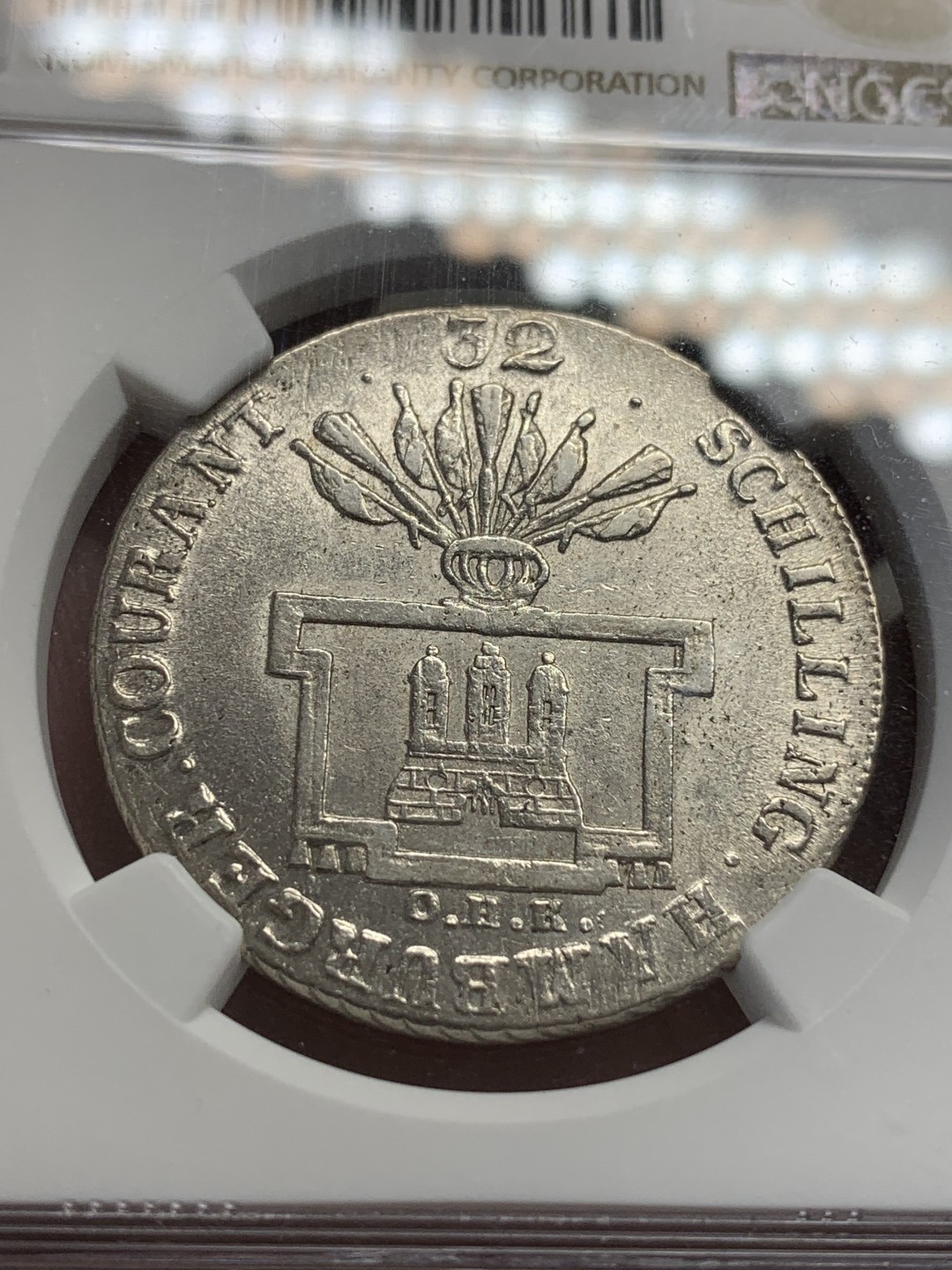 《竞宝斋》第108场-周日，周一 ，周四3场连拍（全场包邮） NGC-MS61 德国汉堡帝国自由市 1796年 32先令 早期双头鹰徽章 收藏级好状态