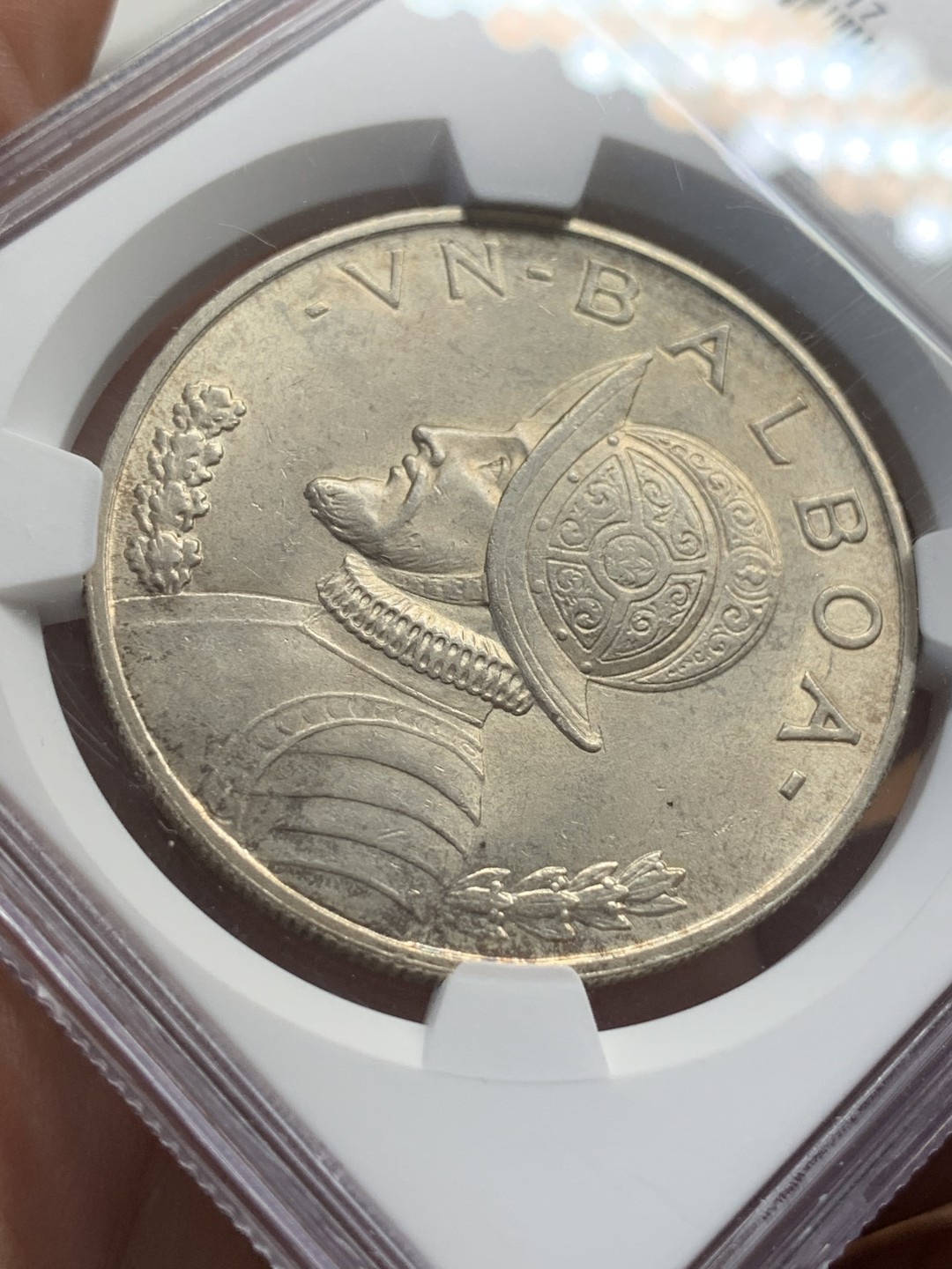 《竞宝斋》第108场-周日，周一 ，周四3场连拍（全场包邮） NGC-AU 1947 巴拿马1B银币，热门大涨品种，只有轻微清洗痕迹