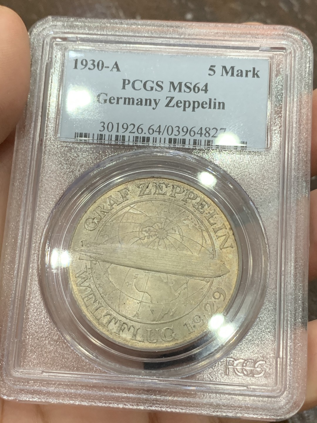 《竞宝斋》第108场-周日，周一 ，周四3场连拍（全场包邮） PCGS MS64 德国 魏玛共和国 1930年 齐柏林飞艇5马克大银币 早期小白盒 黄油转光