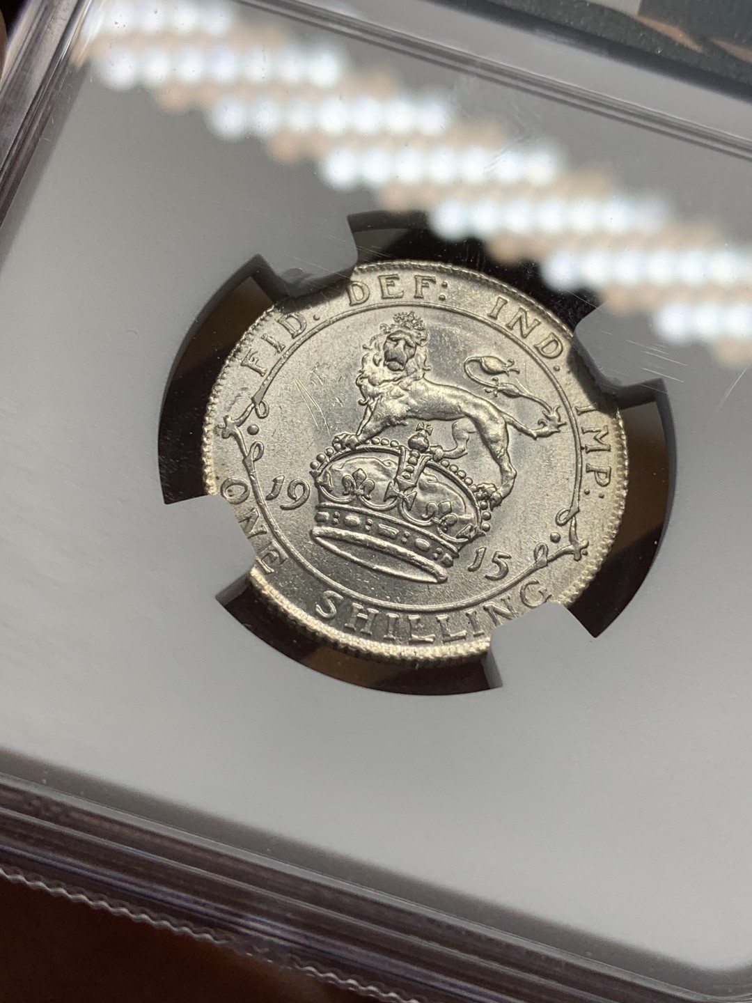 《竞宝斋》第109场-周日，周一 ，周四3场连拍（全场包邮） NGC-UNCD 英国 乔治五世 1915 先令，状态很好， 人像状态非常好