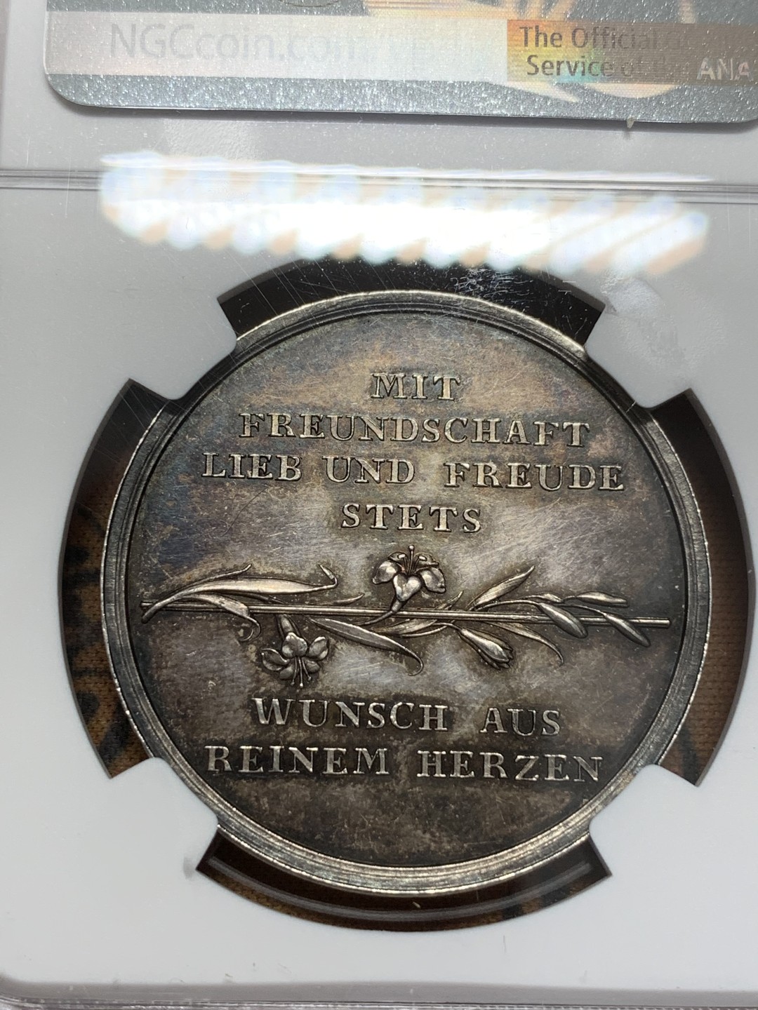 《竞宝斋》第109场-周日，周一 ，周四3场连拍（全场包邮） NGC MS61德国18世纪末LOOS名家设计友谊银章，大天使将三个花环附在坚贞之柱上，表示友谊、爱情和欢乐