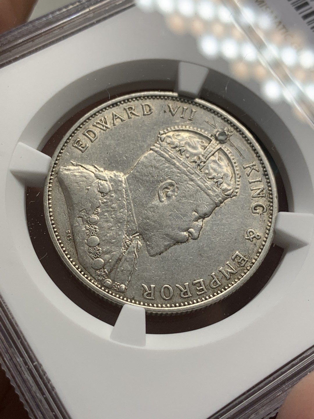 《竞宝斋》第109场-周日，周一 ，周四3场连拍（全场包邮） NGC XFD 1905年 香港 爱七 半圆 银币 细节见图