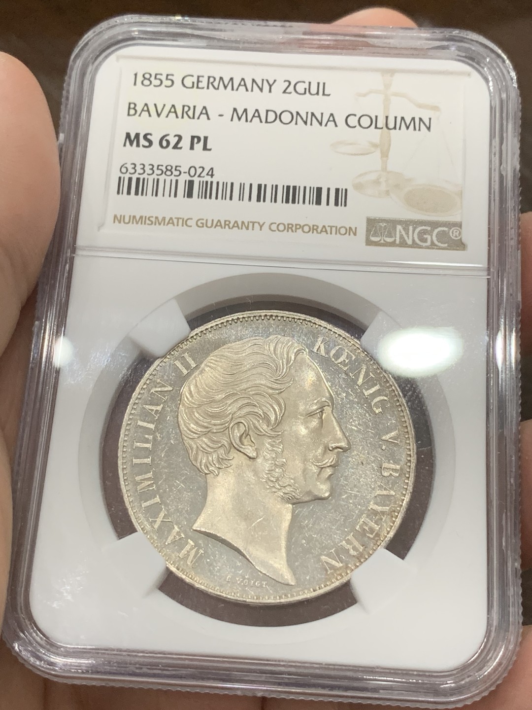 《竞宝斋》第109场-周日，周一 ，周四3场连拍（全场包邮） NGC MS62PL，德国巴伐利亚圣母抱婴1855年2盾，普品不少PL非常难得，上手绝美，更高分只有4枚，上海出评大家都知道