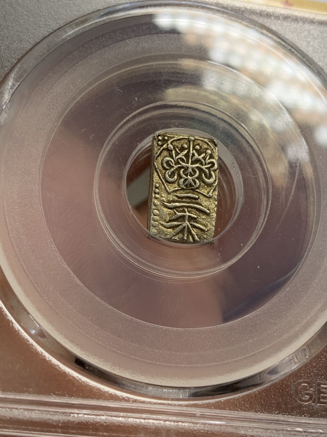 《竞宝斋》第109场-周日，周一 ，周四3场连拍（全场包邮） 公博-AU55  日本 天保二朱金 保存的不错