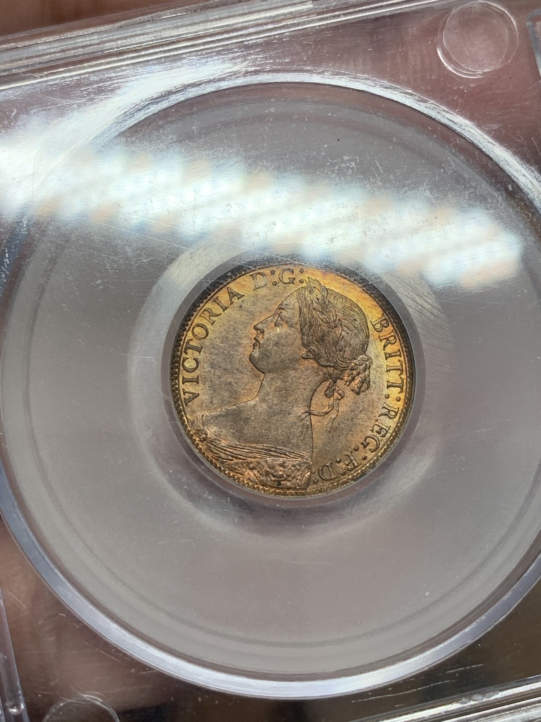 《竞宝斋》第109场-周日，周一 ，周四3场连拍（全场包邮） CGS评级 85高分 英国 1873年 维多利亚  1法新 铜币 满铜光