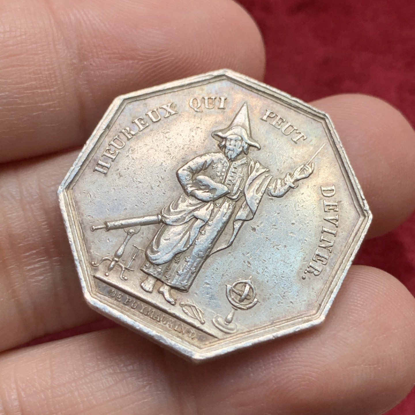 《竞宝斋》第109场-周日，周一 ，周四3场连拍（全场包邮） 法国 19世纪早期 八角银质代币 jeton，双面人像少见，早期无边铭 12.6克 对角32.4mm