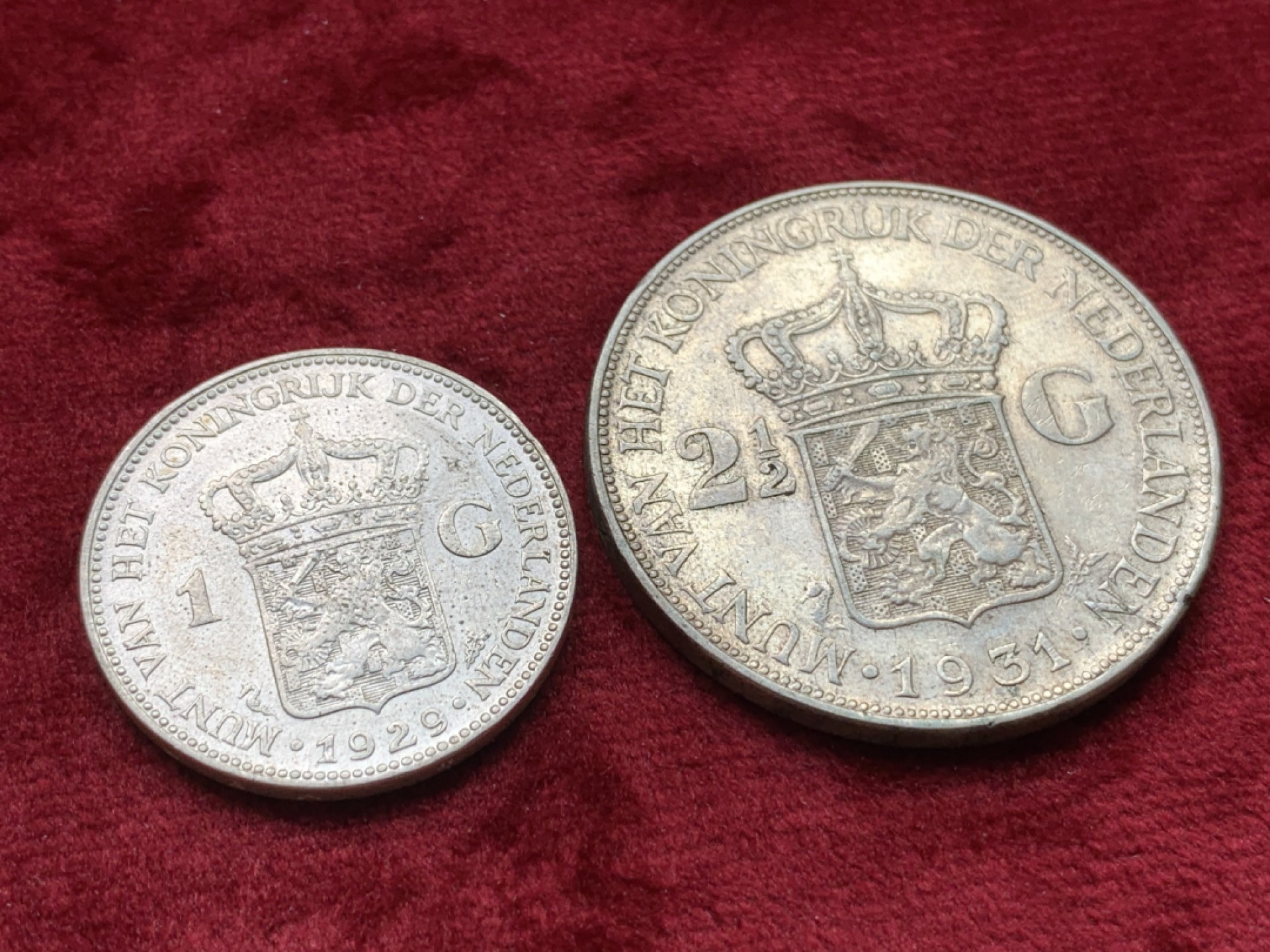 《竞宝斋》第109场-周日，周一 ，周四3场连拍（全场包邮） 两枚银币一起 荷兰 1931年 2.5盾 银币；荷兰 1929年 1盾 银币