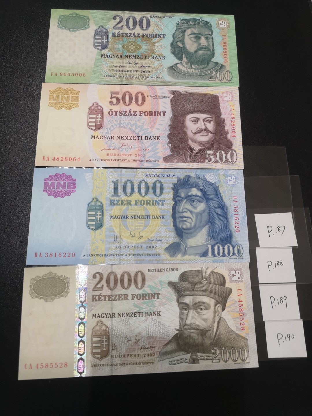 《外钞收藏家》第二百一十一期（欧洲四国精品专场） 匈牙利2001-2002年200-2000福林 新国徽第二套升级版，小套4枚