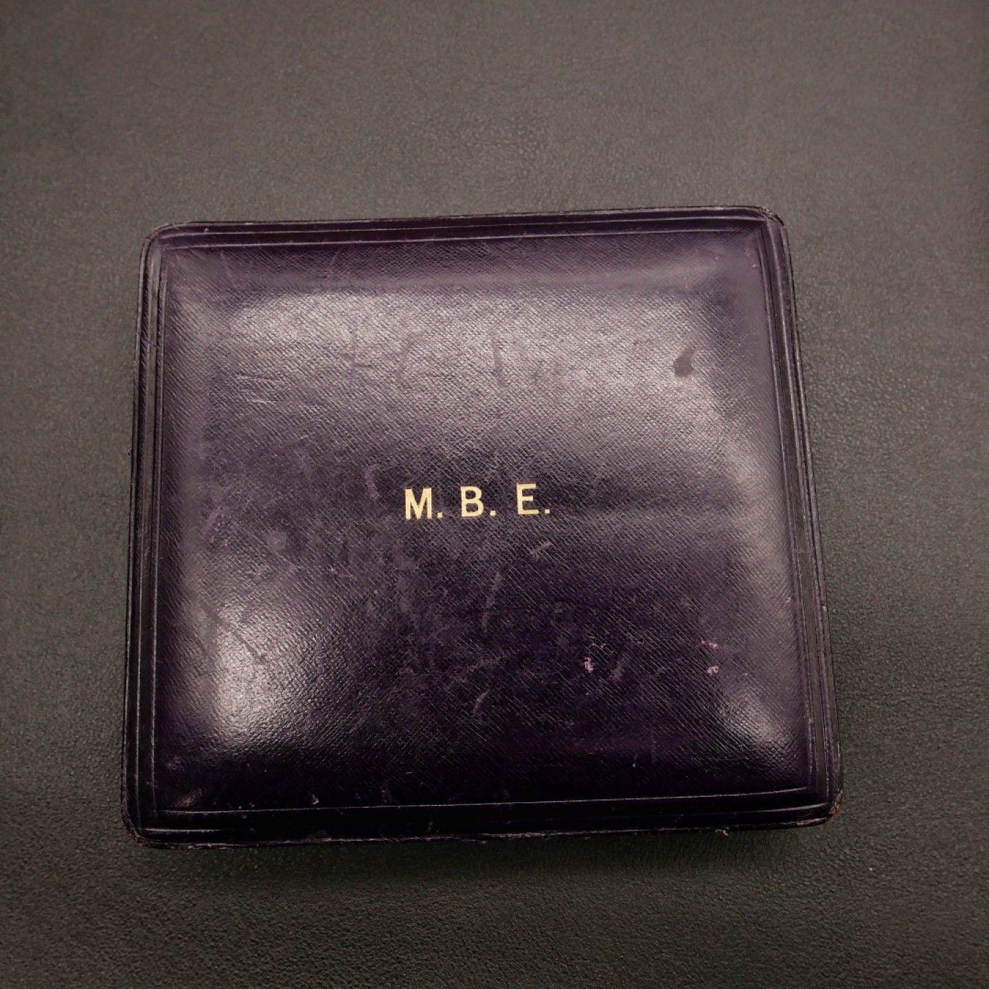 勋章奖章交易所10月29日群拍 英国成员级大英帝国勋章第一版女版