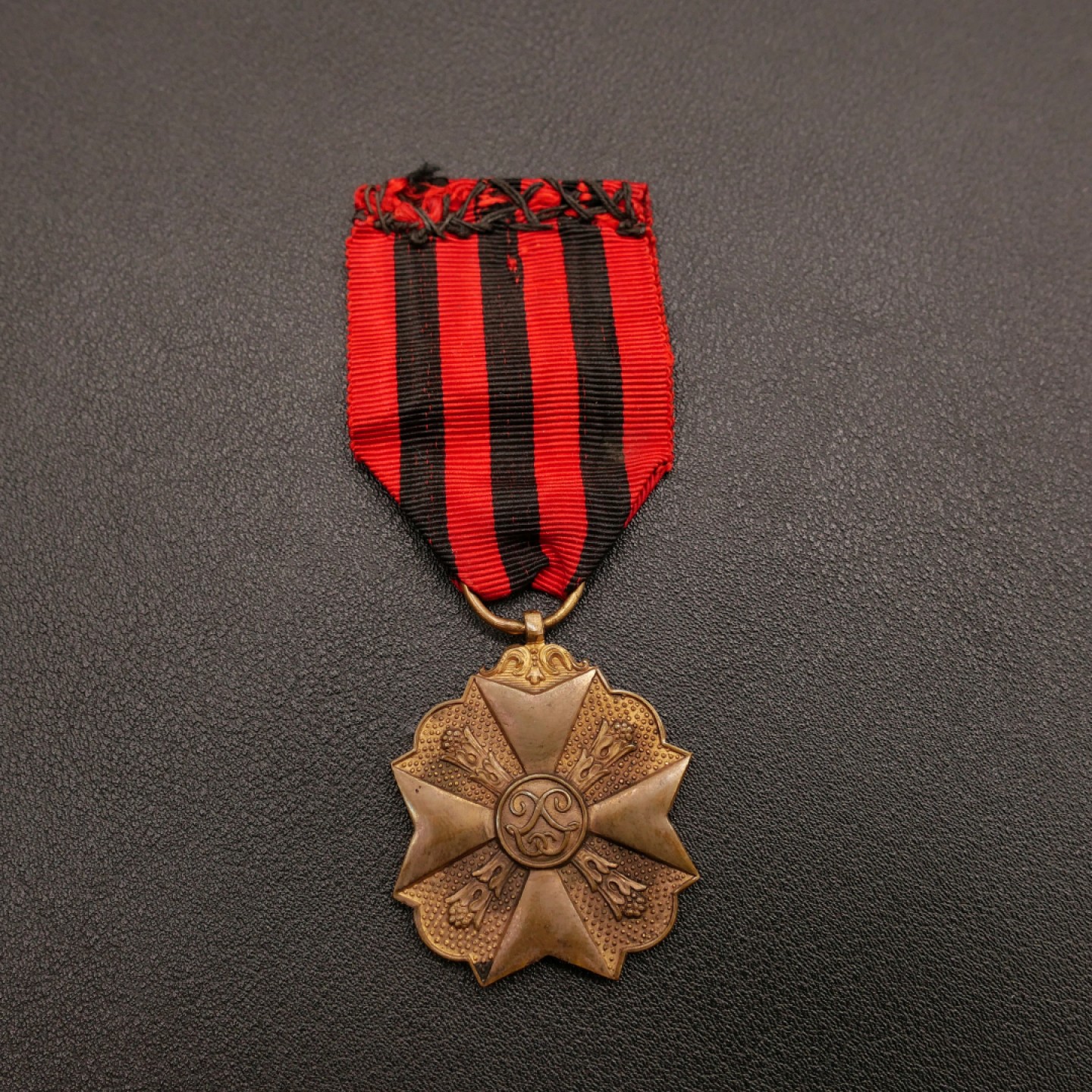 勋章奖章交易所10月29日群拍 比利时铜级民事服务奖章